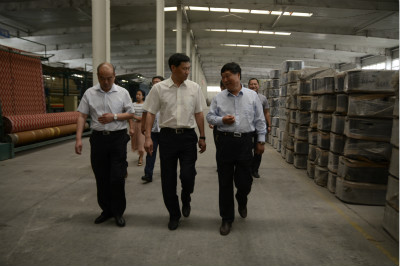 鞏義市委常委、紀委書記南毅強蒞臨華德進行實地調研